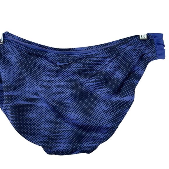 Large Nike Swim Bottoms - Picture 5 of 10